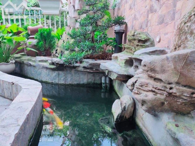 CẦN BÁN- KĐT VIỆT HƯNG -ĐẲNG CẤP SỐNG THƯỢNG LƯU - GIÁ HẠT DẺ -155 M - 17,5 TỶ. - 4
