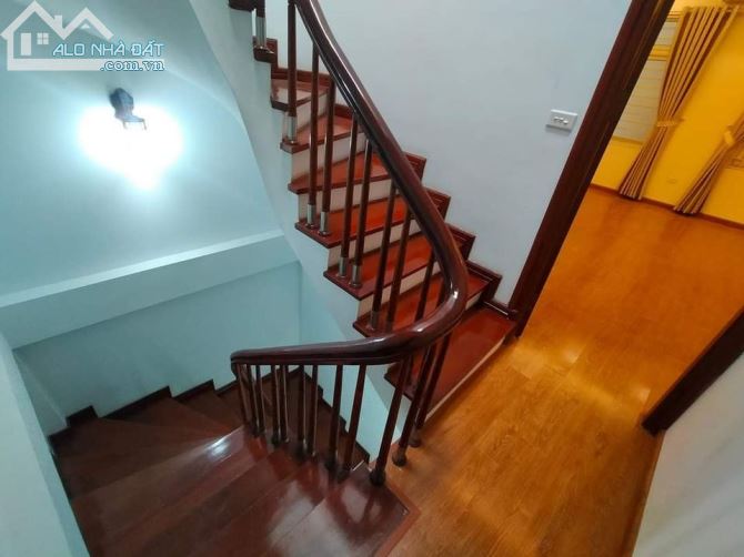Bán nhà vườn hoa Trần Quang Diệu, Dt 45m2 x5 tầng, Mt 4m, Giá 9 tỷ - 1