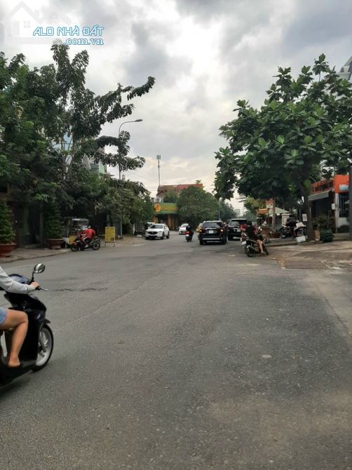 Bán 250m2 đất biệt thự khu Bên Sông P. Hiệp Bình Chánh Q. Thủ Đức giá rẻ. - 2