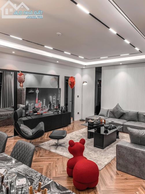 Cho thuê căn hộ cao cấp King Palace 108 Nguyên Trãi, view kịch đẹp cho thuê giá tốt nhất.