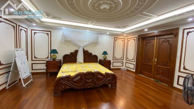 " Cần Bán Căn Nhà  Nguyễn Chí Thanh - Đống Đa. DT 80m2 x 6 Tầng Mặt Tiền 6.5m." - 2