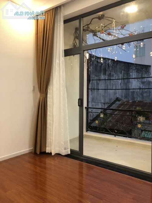 Nhà xinh rẻ 1 trệt 4 lầu đường Đất Thánh Q. Tân Bình TP.HCM - 3
