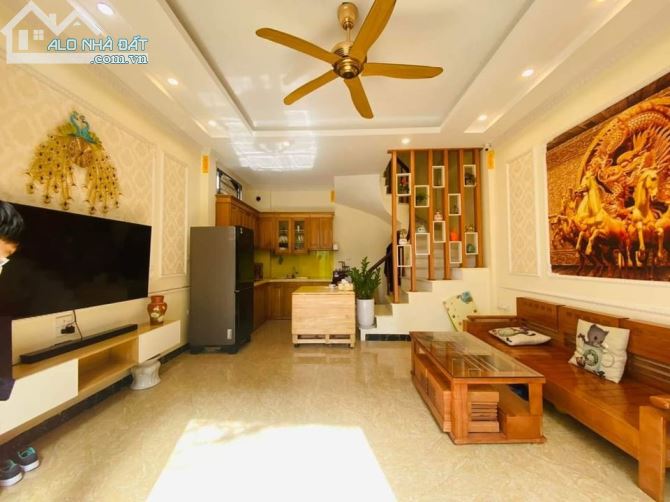 Bán nhà phân lô Láng Hạ, diện tich 39m2 x4 tầng Mt 4m, giá 4,3 tỷ - 1