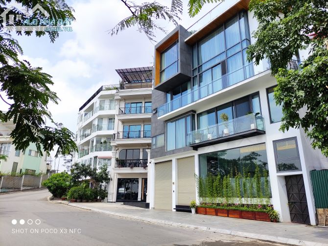 Biệt Thự Mặt Phố Thụy Khuê 120m2, Mt7m Vuông nở 2cm 45 chỗ đỗ cửa 100m Ra Hồ Tây 26.5 Tỷ