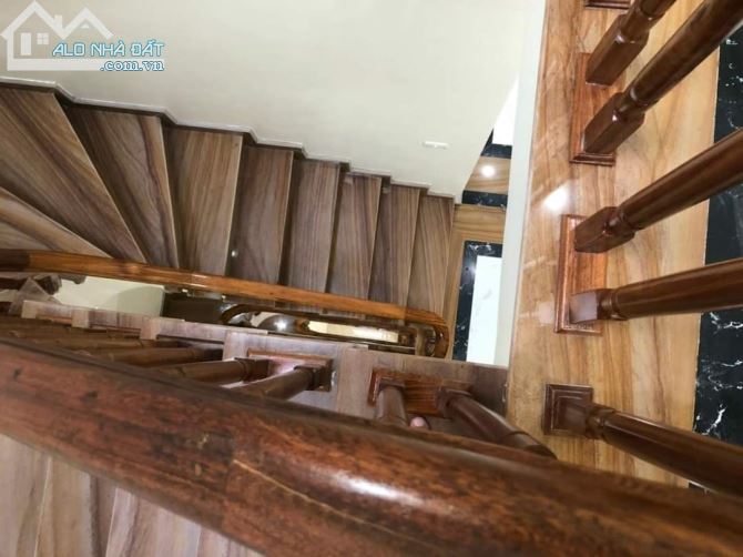 Bán nhà mặt ngõ 133 thái hà 60 m3 4.5 tầng giá 15 tỷ - 1