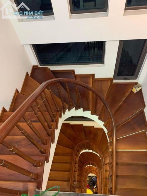 Bán nhà phố Láng Hạ, Thông sang Hoàng Cầu, Dt 54m2 x4 tầng, Mt 4m50  Giá 7,6 tỷ