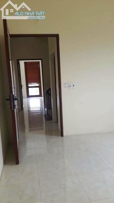 Bán nhà mặt ngõ phố Mai Anh Tuấn gần Hồ Hoàng Cầu, Dt 36m2 x5 tầng, Mt 4m Giá 4,8 tỷ - 1