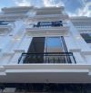 Cần bán nhà phố Lĩnh Nam ô-tô đỗ cửa 5 tầng 35m2 giá 7.8 tỷ
