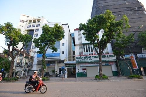 Bán Biệt Thự Mặt phố Trần Hưng Đạo-Hoàn Kiếm 740 M2-MT 20M Siêu đẹp Giá 600 Tỷ!