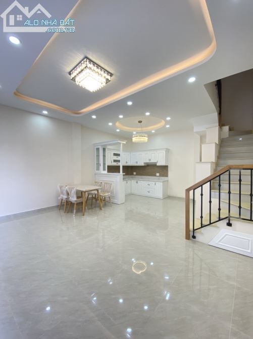 Chủ Bán Nhà Phan Văn Trị P.11 Trệt 2 Lầu + Sân Thượng, 4PN, 6WC, 7.5ty Thương lượng. - 3