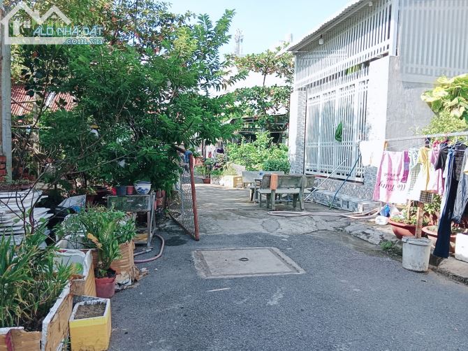 Bán đất tổng 99m2, lô góc 2 mặt tiền hẻm chính 1896 lê văn lương, nhơn đức, nhà bè.