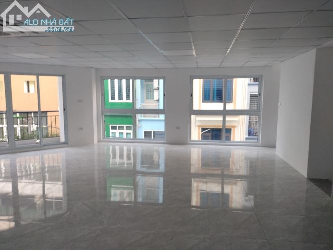 Cho thuê (CẢ NHÀ) nhà  BT Mễ Trì Thượng. DT 160m,4 tầng, mt 10m,Giá 35tr/th. - 1