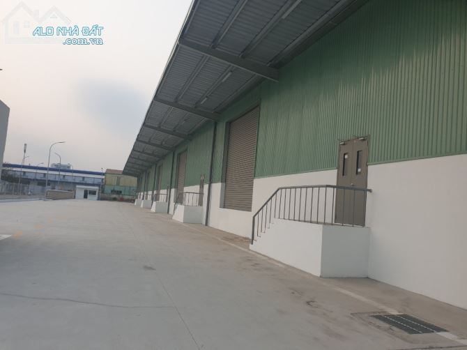 Cho thuê 1300m2 kho giá rẻ tại KCN Hà Nội- Đài Tư quận Long Biên đầy đủ PCCC tại Hà Nội