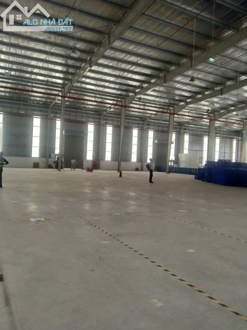 Cho thuê 1300m2 kho giá rẻ tại KCN Hà Nội- Đài Tư quận Long Biên đầy đủ PCCC tại Hà Nội - 1