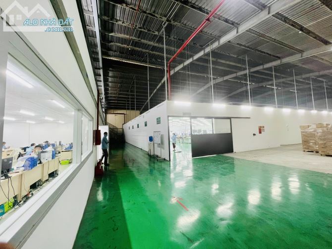 Cần cho thuê 3000m2 trong kcn đồng văn 2 - 3