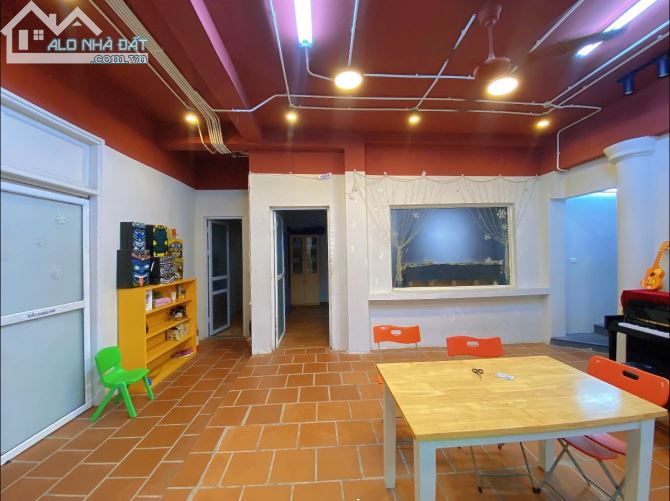 Bán Biệt Thự Sân Vườn VIP Liễu Giai - Ba Đình, 230m2*4T Mặt Tiền 14m Oto Tránh, Đỗ 62 tỷ - 4