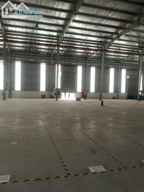 Cho thuê 1300m2 kho giá rẻ tại KCN Hà Nội- Đài Tư quận Long Biên đầy đủ PCCC tại Hà Nội - 5