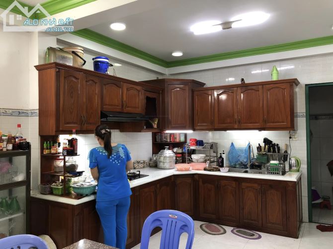 Bán nhà Mặt tiền VIP Nguyễn Duy Cung F12 GV 4,3 x 17 giá  8.9 tỷ - 2