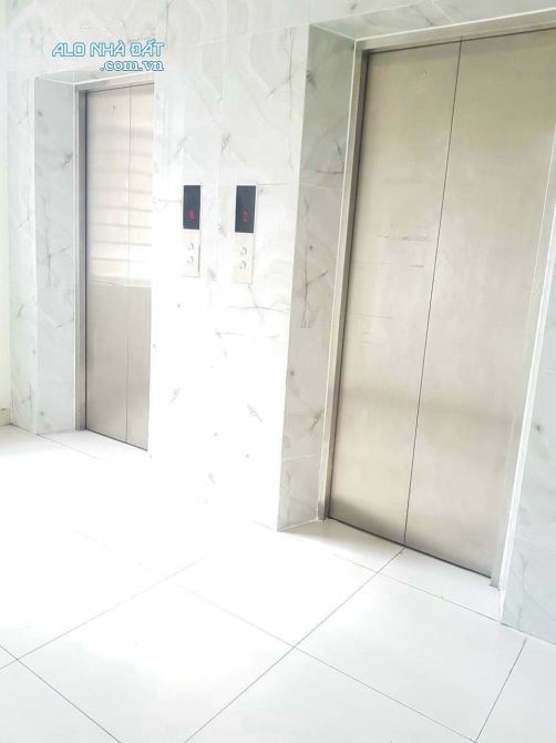 BÁN TÒA NHÀ NGAY CHỢ TÂN MỸ GIÁP PHÚ MỸ HƯNG DT 15X52 GIÁ 140 TỶ - 2
