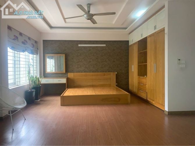 Cho thuê (CẢ NHÀ)Liền kề Trung Kính, Cầu Giấy,dt 80m,mt 8m,5 tầng, Giá 30tr/th. - 1