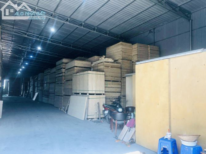 Cho thuê 1300m2  uy nỗ, đông anh giá 45k - 1