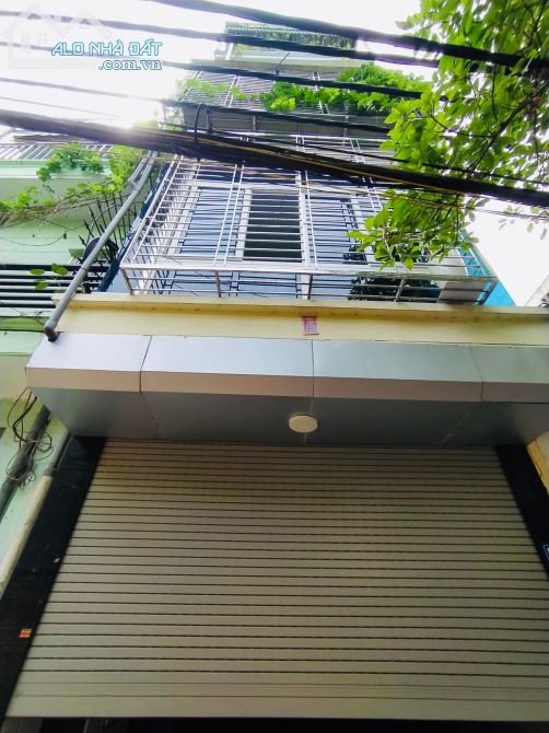 Bán nhà phố Võng Thị, gara ô tô, View Hồ Tây, kinh doanh, nhà đẹp ở ngay, giá 12.5 tỷ