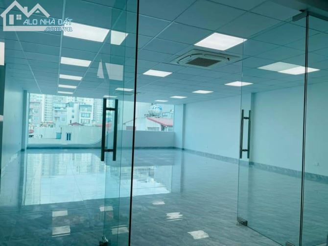Bán tòa nhà mặt phố Chiến Thắng, Văn Quán, Lô góc, 80m2, 7 tầng thang máy, vỉa hè 10m - 1
