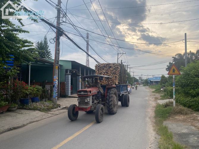 Đất ở 1143m2 ngay mặt tiền Liên Xã, Cách sân bay Long Thành 4km, Chỉ 2.7 tỷ