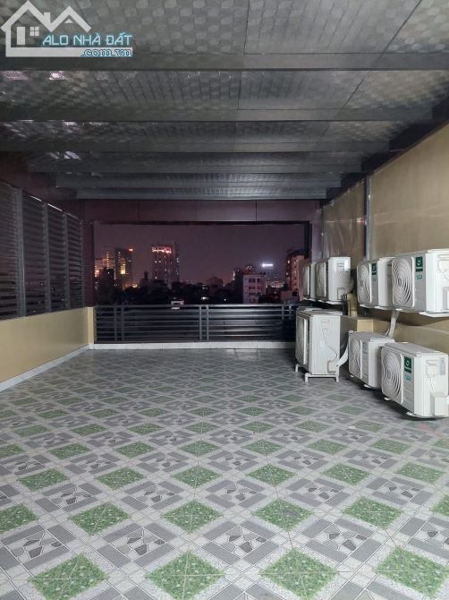 CỰC PHẨM NHÀ PHỐ HOÀNG CẦU  VIEW CÔNG VIÊN 1/6 NHÀ BỀ THẾ 7 TẦNG 85m mt 5m chỉ 31 tỷ. - 1