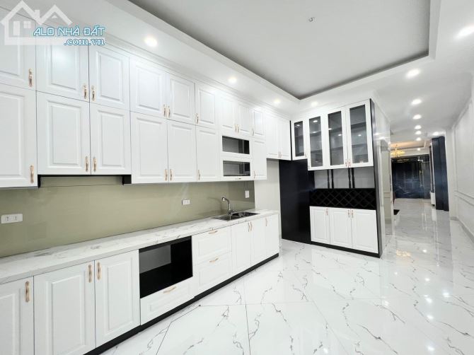 NHÀ KIM ĐỒNG - TRUNG TÂM QUẬN, Ô TÔ TRÁNH VÀI BƯỚC, MỚI KOONG, THANG MÁY - 2