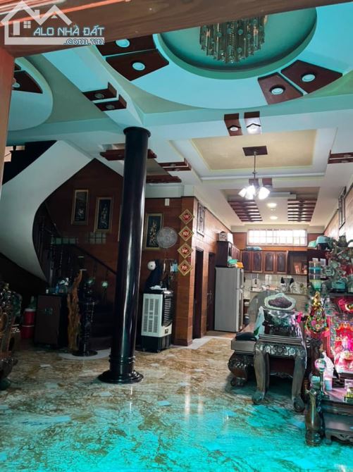 BIỆT THỰ SÂN VƯỜN 505M2 LÔ GÓC VIEW CÔNG VIÊN PMQT CỰC HIẾM, GIÁ NHỈNH 40TR - 2
