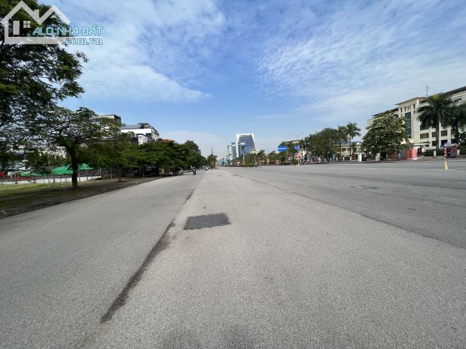 Chính chủ chào bán lô đất tuyến 1 mặt đường Lê Hồng Phong, Hải An, Hải Phòng vị trí ĐẸP