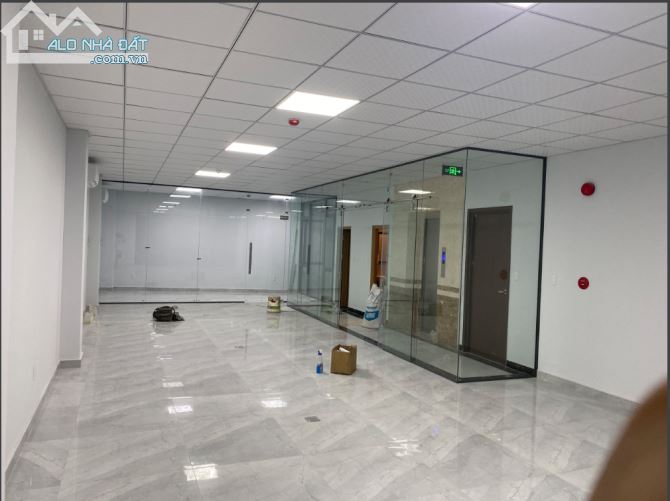 Văn Phòng 120m2, MT Trần Xuân Soạn, Tân Hưng, Quận 7. - 1