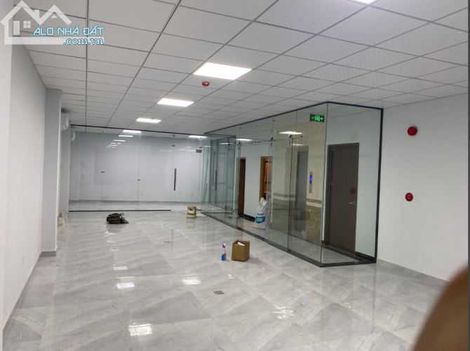 Văn Phòng 120m2, MT Trần Xuân Soạn, Tân Hưng, Quận 7. - 3