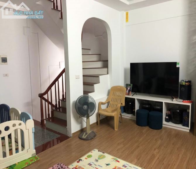 Bán Nhà Ngõ 77 Xuân La, Vị Trí Đẹp Nhà Mới Nở Hậu, 35m2, 5T, MT5,7m, 5,9 Tỷ - 4