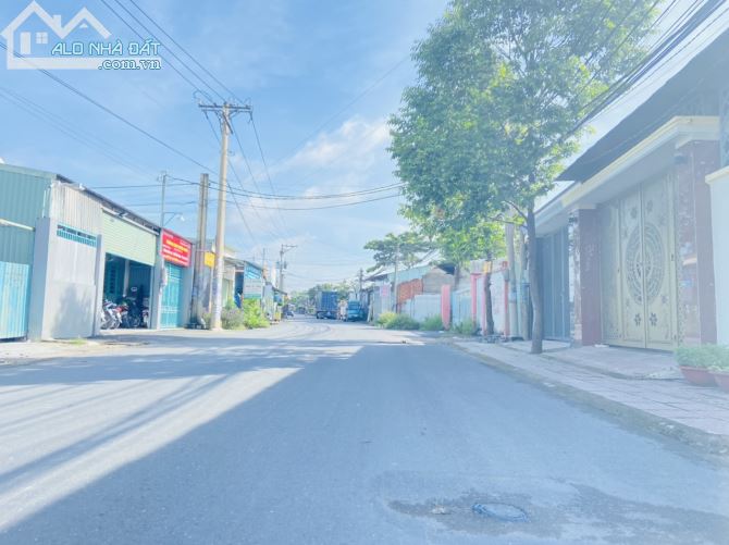 Bán mặt tiền sổ riêng thổ cư kinh doanh tại kp4 Trảng Dài-Biên Hòa-Đồng Nai - 1