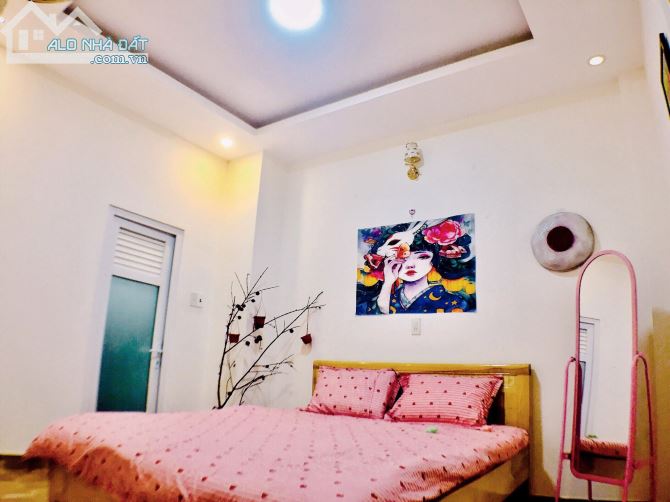 Bán homestay ngay trung tâm tp Đà Lạt. Diện tích sàn 400m² 10 phong kinh doanh. 10ti6 - 2