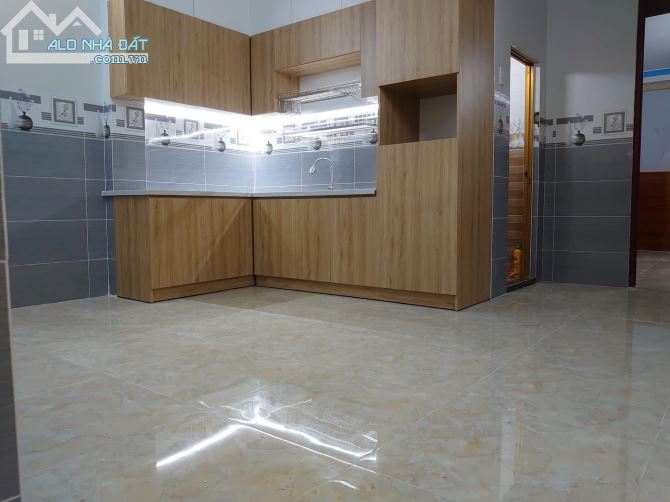 Bán nhà 3 tầng cực đẹp,sát mặt tiền đường Huỳnh văn Nghệ,P.12,GV:72m2 chỉ 6.6 tỷ - 3