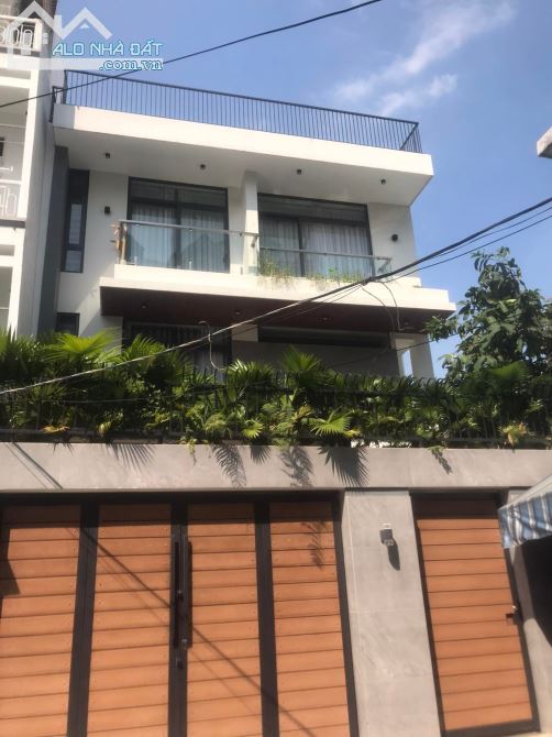 Nhà mặt tiền LÝ THƯỜNG KIỆT, P. 7, Gò Vấp, 135m2, 14.4 Tỷ