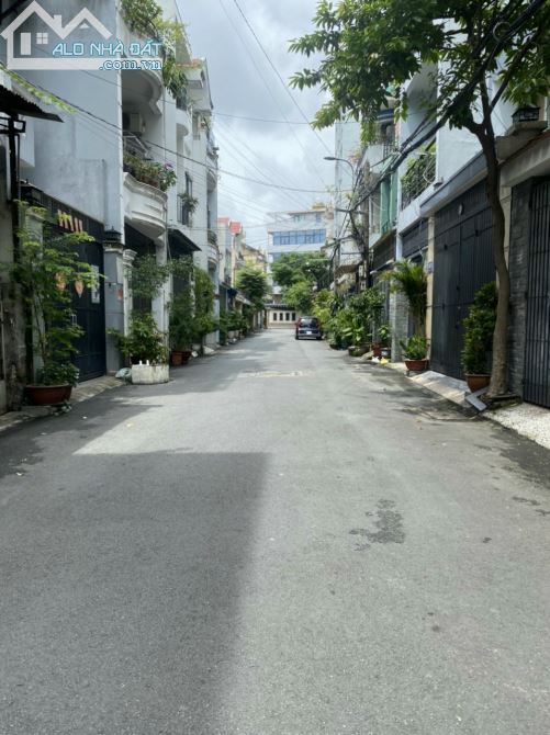 Bán Nhà HẺM XE TẢI Thông - Khu Căn Cứ Lê Thị Hồng, P.17, Gò Vấp 3 lầu 9.5 tỷ - 2