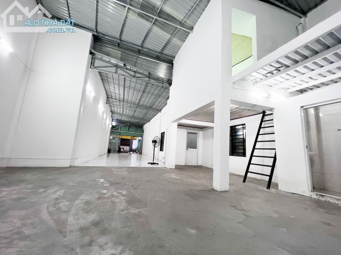 Bán nhà siêu vị trí 2MT đường Cô Giang - 1