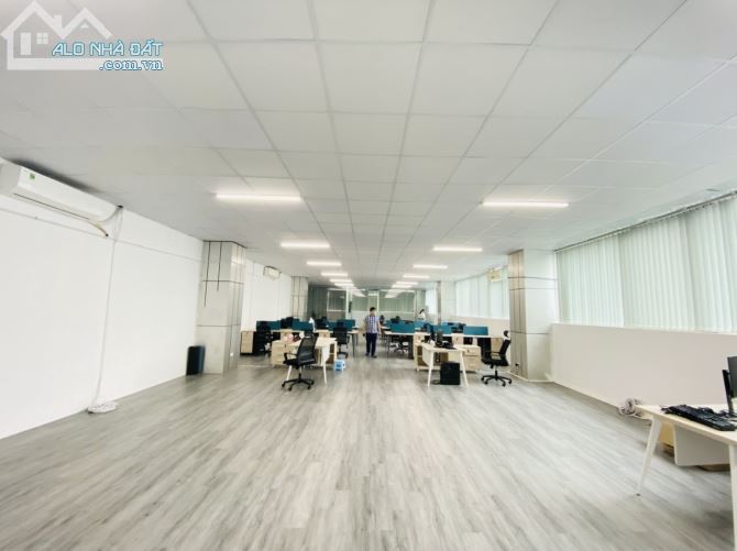 Cho Thuê Văn Phòng Tôn Thất Thuyết-Cầu GiấyTòa OFFICE Chuyên Nghiệp DT 240M2 Gía 40,5tr/th - 7