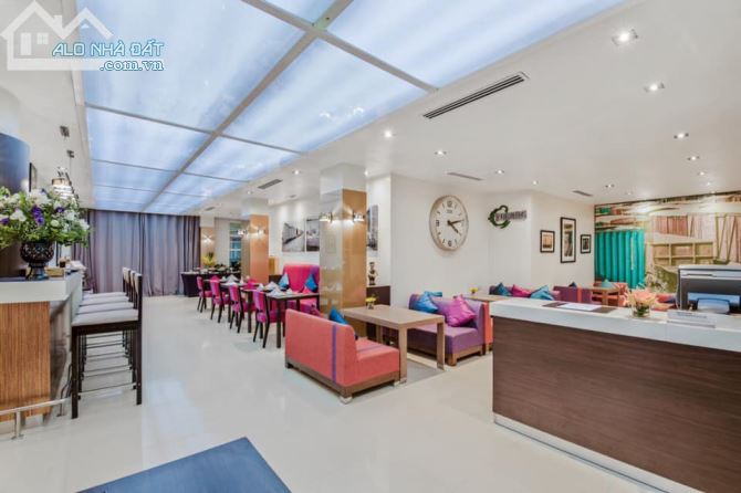 Cần bán hotel mặt phố Lý Thường Kiệt - tiêu chuẩn 4 sao thiết kế đẳng cấp 1268m2 - 18 tầng