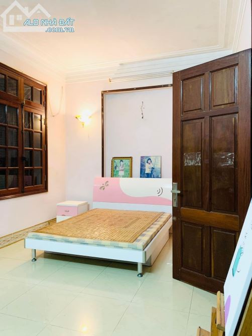 Cần bán nhà Văn Cao Liễu Giai 5m ra đường ô tô tránh trước nhà 2m 35m2 4T SĐCC 7.45 tỷ - 1