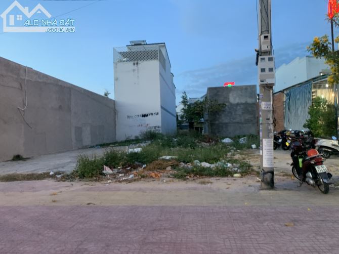 Chủ ngộp cần bán 1 lô 100m2 mặt tiền Đại Lộ Hùng Vương, Phú Thuỷ, Phan Thiết, Bình Thuận - 1