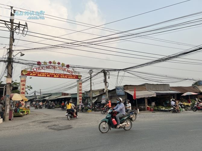 Bán gấp 7300m2 góc 2 mặt ngay trung tâm hành chính Đức Hòa Long An giá siêu rẻ 150 tỷ  TL