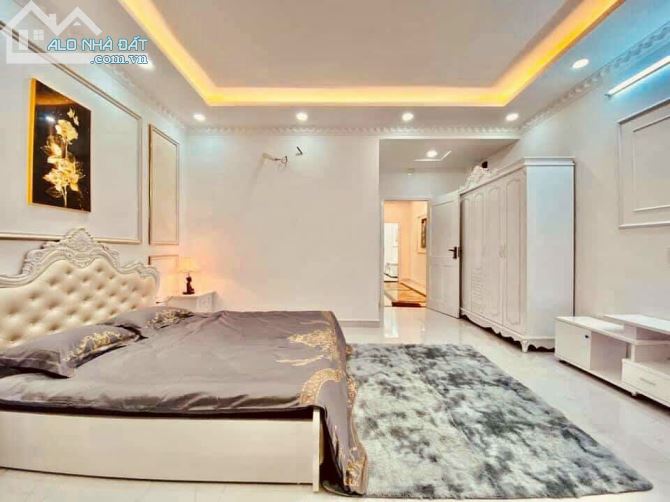 Nhà Mới...Full Nội Thất⭕Hẻm 6M.🌸🌸...Thống Nhất P11.: 5x17m 3 Lầu 5PN.22TR - 2
