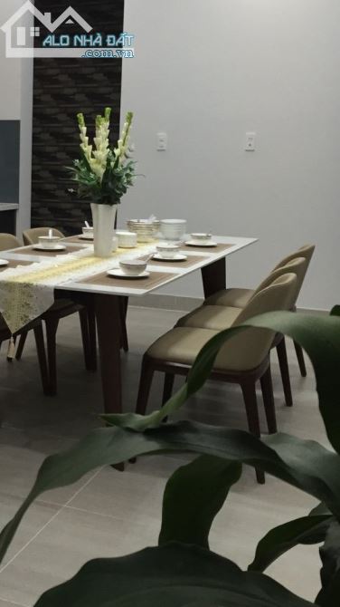 Bán biệt thự cao cấp đường số khu dân cư Tấn Trường Quận 7, DT:  9 * 18m,giá 27.5 tỷ - 3