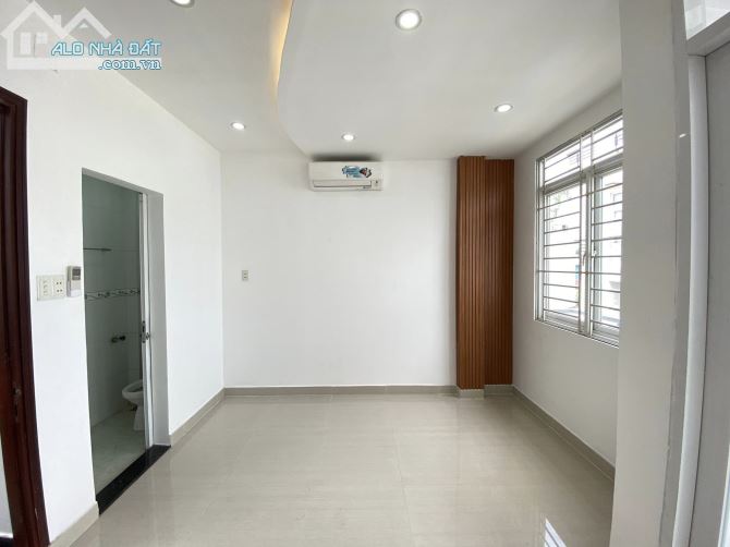Nhà đẹp lung linh,diện tích lớn khu trung tâm P.14,GV:giá chỉ 5.48 tỷ - 3
