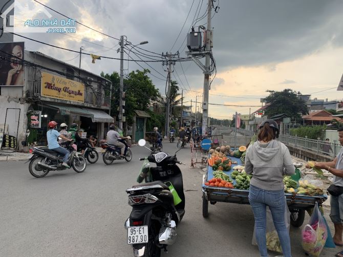 (Quận12)Bán nhà mặt tiền đường 16m,vị trí đẹp,giá tốt, Thạnh Lộc 19,100m2 3tầng 7.4ỷ. - 1